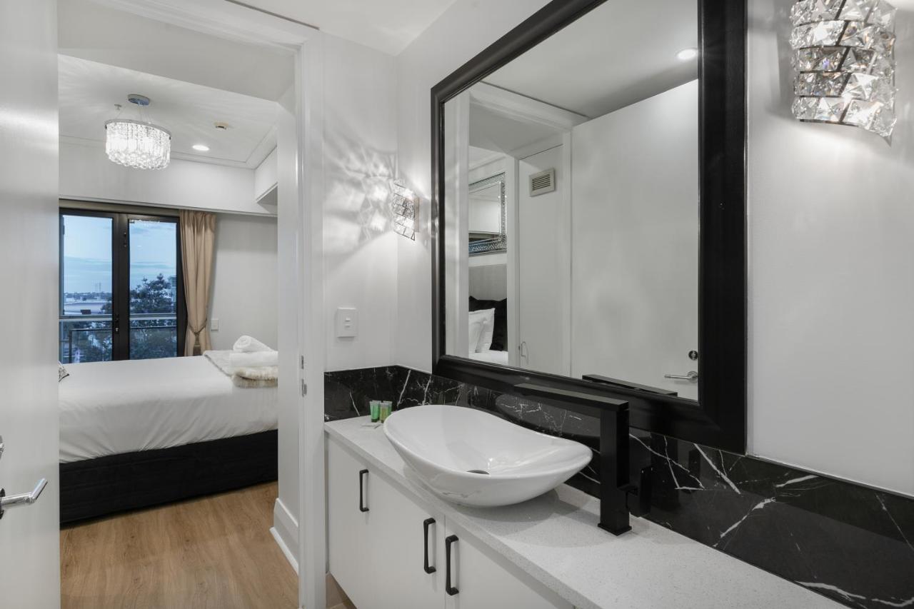Extravagant Escape Apartment Auckland Bagian luar foto